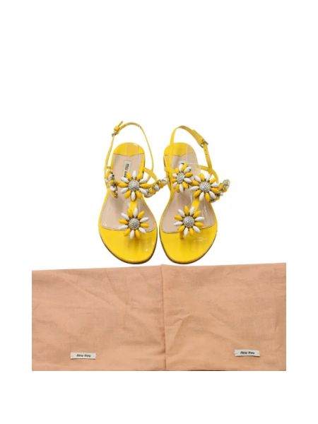 Sandalias de cuero Miu Miu Pre-owned amarillo