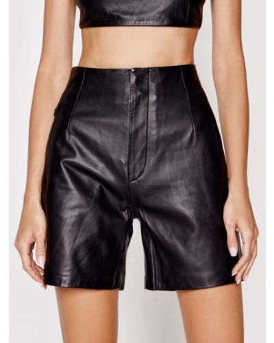 LaMarque Pantaloni scurți din piele Bernice Negru Slim Fit