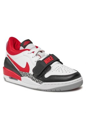 Superge Nike Jordan bela