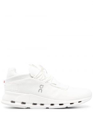 Csipkés fűzős sneakers On Running fehér