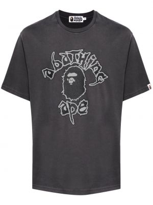 Bavlnené tričko s potlačou A Bathing Ape® sivá