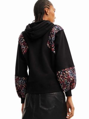 Pamučna hoodie s kapuljačom s printom Desigual crna