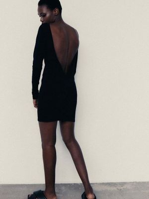 Sukienka mini dopasowana bawełniana Muuv. czarna