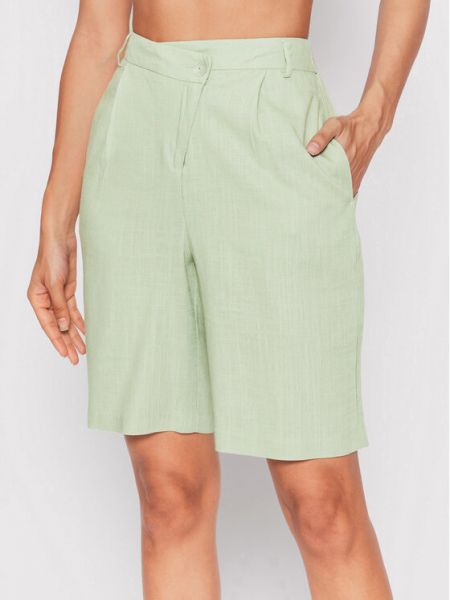 Зеленые шорты Vero Moda