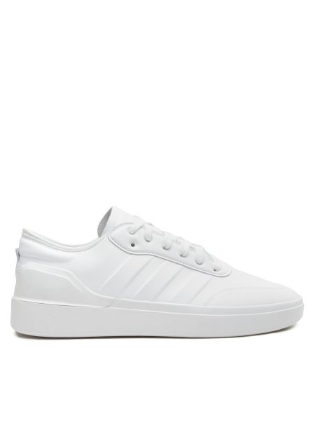Маратонки Adidas бяло
