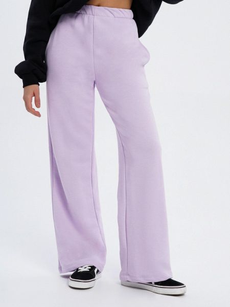 Фиолетовые спортивные штаны твое