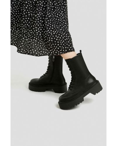 dr martens pull and bear