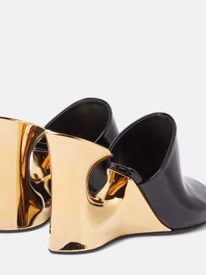 Lakované kožené sandále Alaã¯a čierna