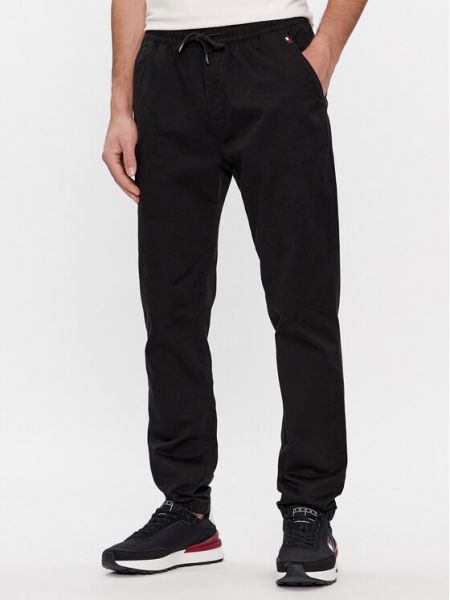 Панталони jogger Tommy Jeans черно