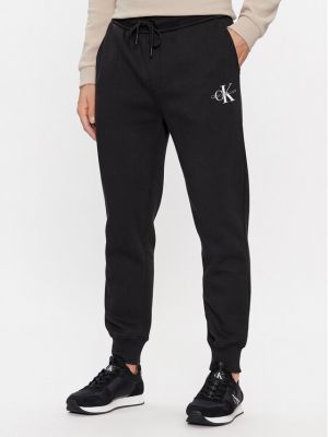 Priliehavé teplákové nohavice Calvin Klein Jeans čierna