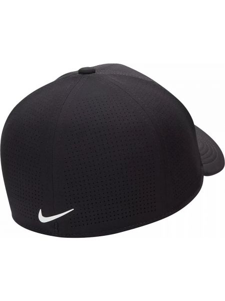 Тигровая кепка Nike