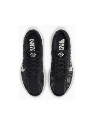 Calzado Nike negro