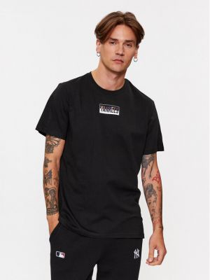 Priliehavé tričko 47 Brand čierna