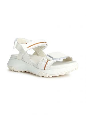 Sandały na platformie Geox białe
