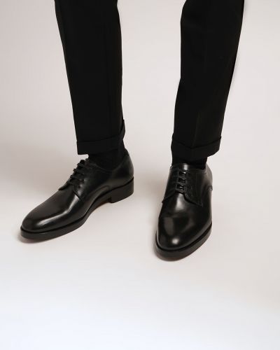 Кожени обувки в стил дерби с връзки с дантела Dsquared2 черно