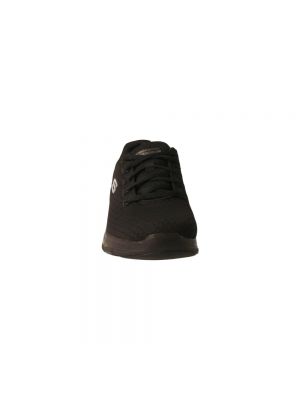 Calzado Skechers negro