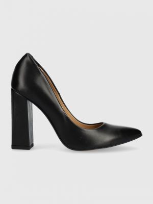 Ниски обувки с висок ток Wojas черно
