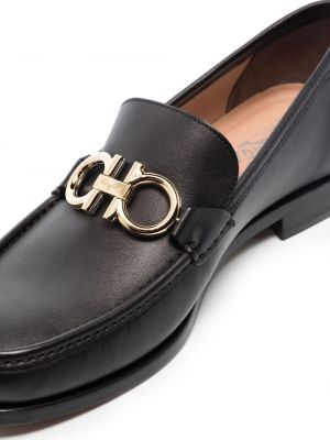Kožené loafers s přezkou Ferragamo černé