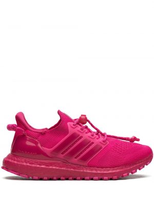 Baskets de motif coeur Adidas UltraBoost rose