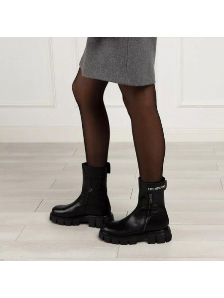 Ботинки Love Moschino черные