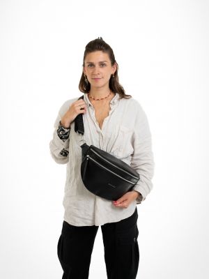 Чанта за носене на кръста Expatrié черно