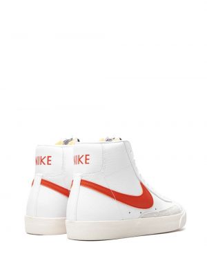 Sako Nike bílé