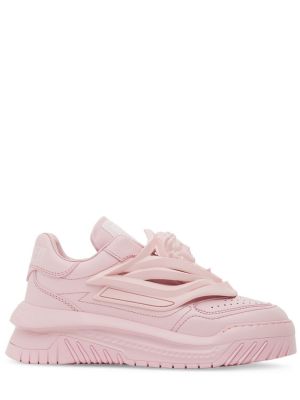 Zapatillas de cuero slip on Versace rosa
