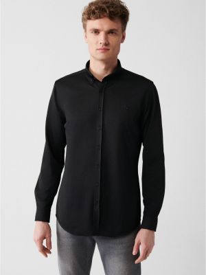 Плетена риза с копчета slim Avva черно