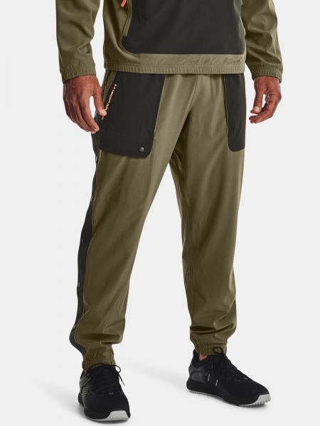 Pletené teplákové nohavice Under Armour khaki