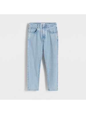 Priliehavé džínsy s rovným strihom Reserved modrá