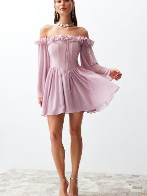 Вечерна рокля от шифон Trendyol розово