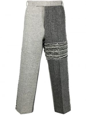 Chino панталони с десен рибена кост Thom Browne сиво