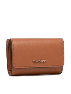 Calvin Klein Malá dámska peňaženka Ck Must Trifold Sm K60K607251 Hnedá