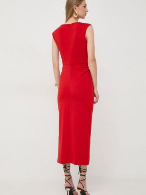 Testhezálló hosszú ruha Marella piros
