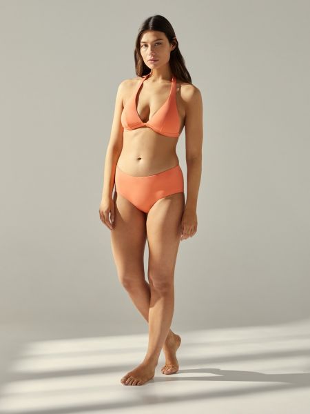 Bikini énfasis naranja