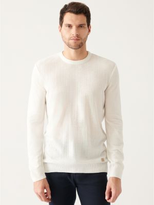 Пуловер с десен рибена кост Avva бяло
