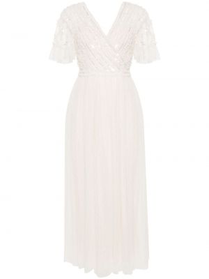 Biała sukienka wieczorowa z cekinami z dekoltem w serek Needle & Thread