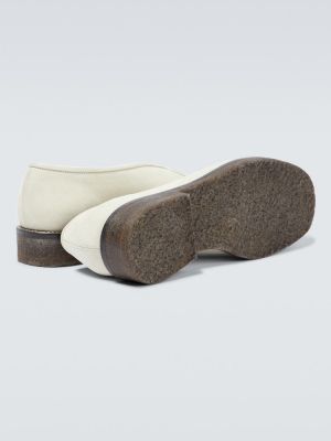 Semišové loafersy Lemaire biela