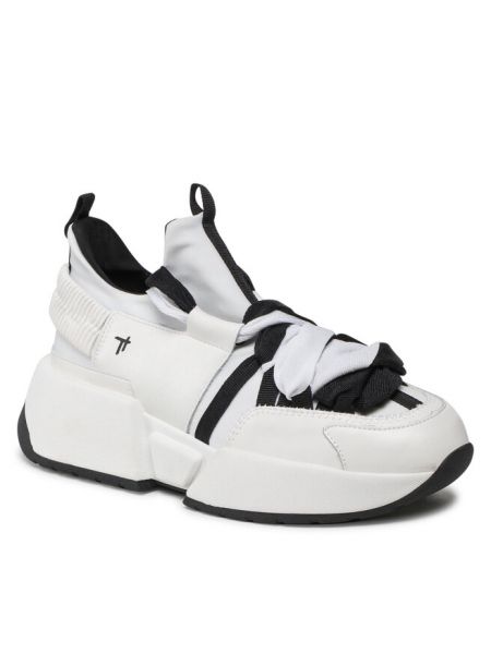 Кросівки Togoshi білі