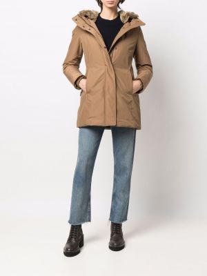 Péřový kabát s kapucí Woolrich hnědý