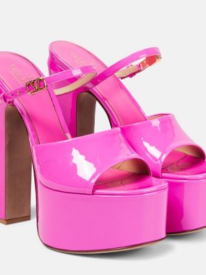 Lakované kožené sandále na platforme Valentino Garavani ružová