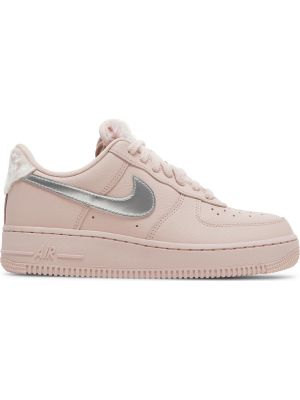 Кроссовки с мехом Nike Air Force 1 розовые