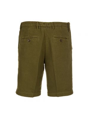 Pantalones cortos Myths verde