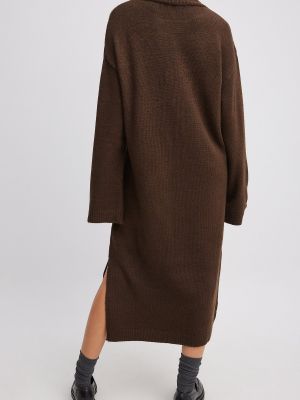 Robe en tricot Na-kd marron