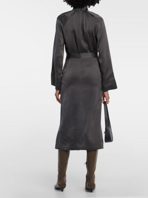 Saténové midi sukně Totême šedé