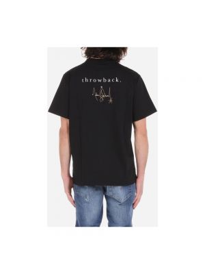 Camiseta Throwback. negro