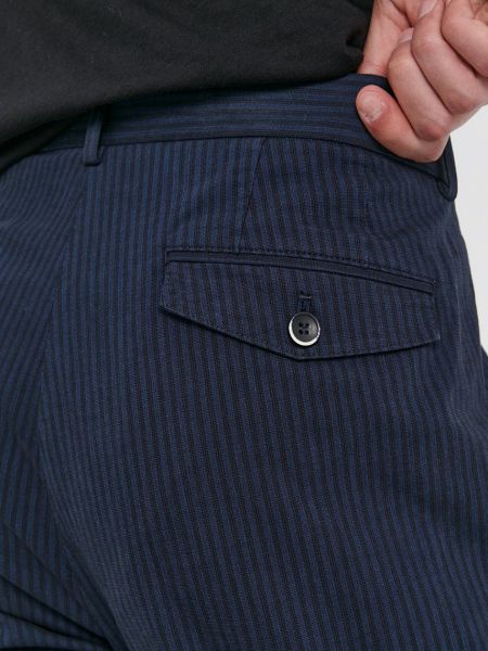Spodnie dopasowane Sisley