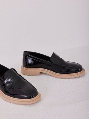 Lakované kožené loafers Madamra černé