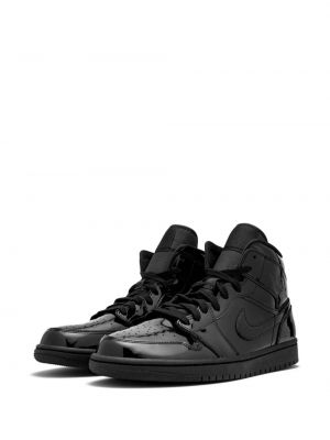 Lakoti dabīgās ādas kurpes Jordan melns