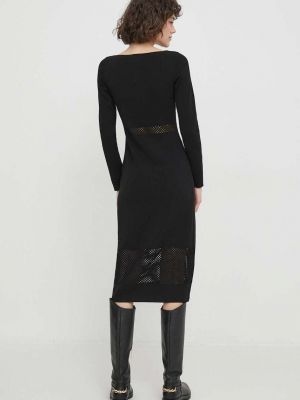 Testhezálló midi ruha Sisley fekete